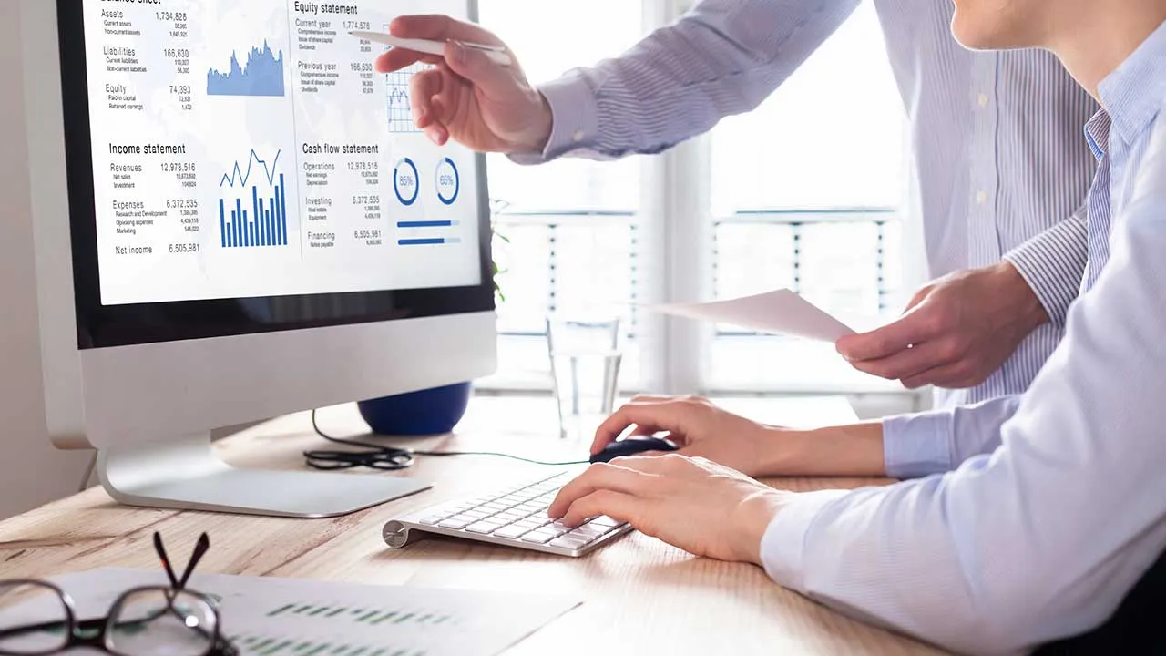Private Cloud vs. Public Cloud. Was passt zum Mittelstand?
